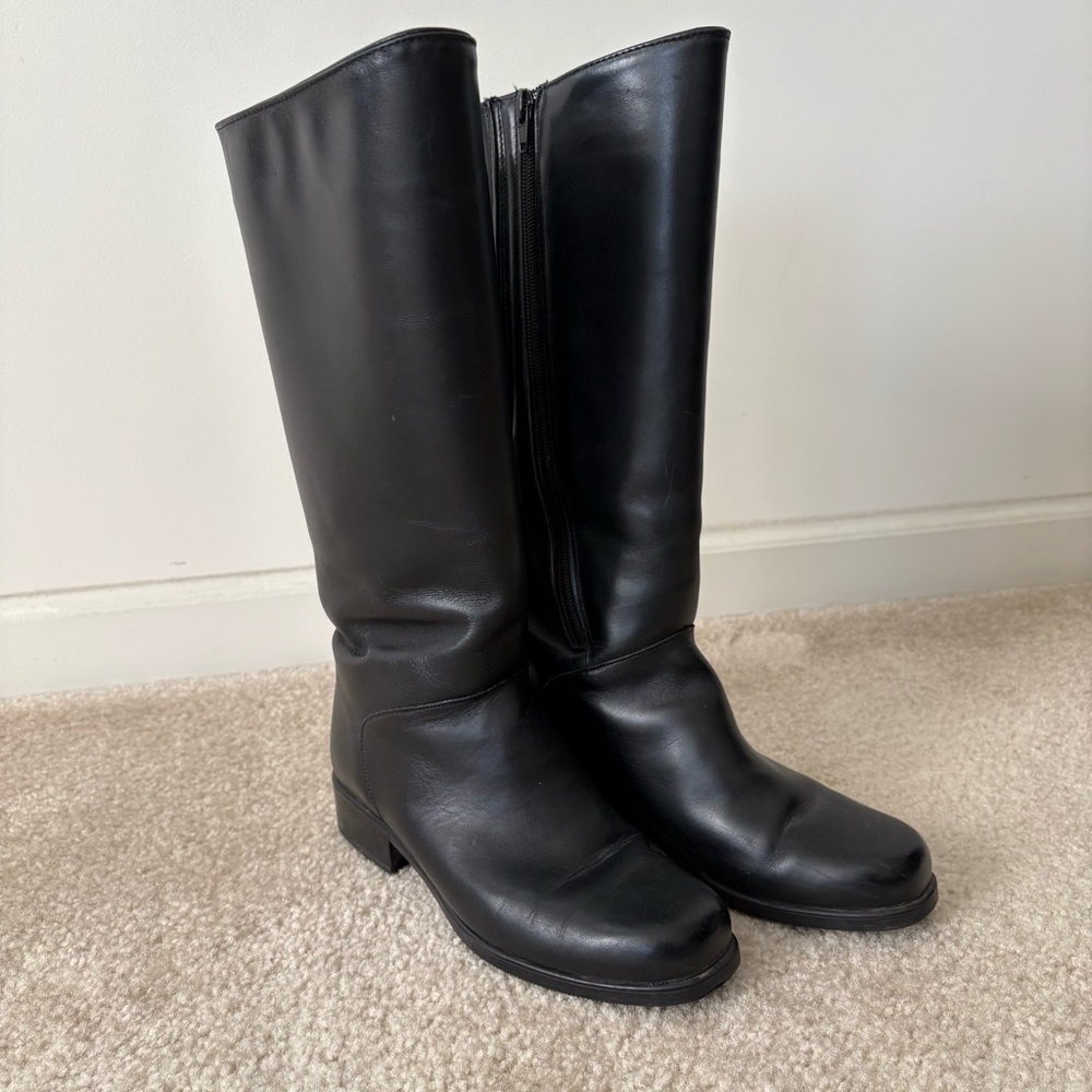 Santana Canada Black Leather Side Zip Tall Lined Boots